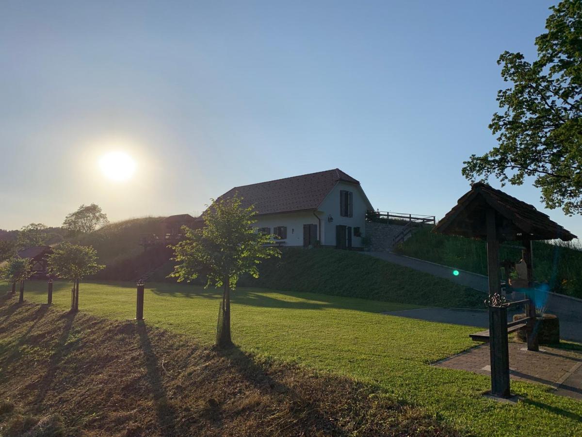 Tourist Farm Artisek Villa Store Exterior foto